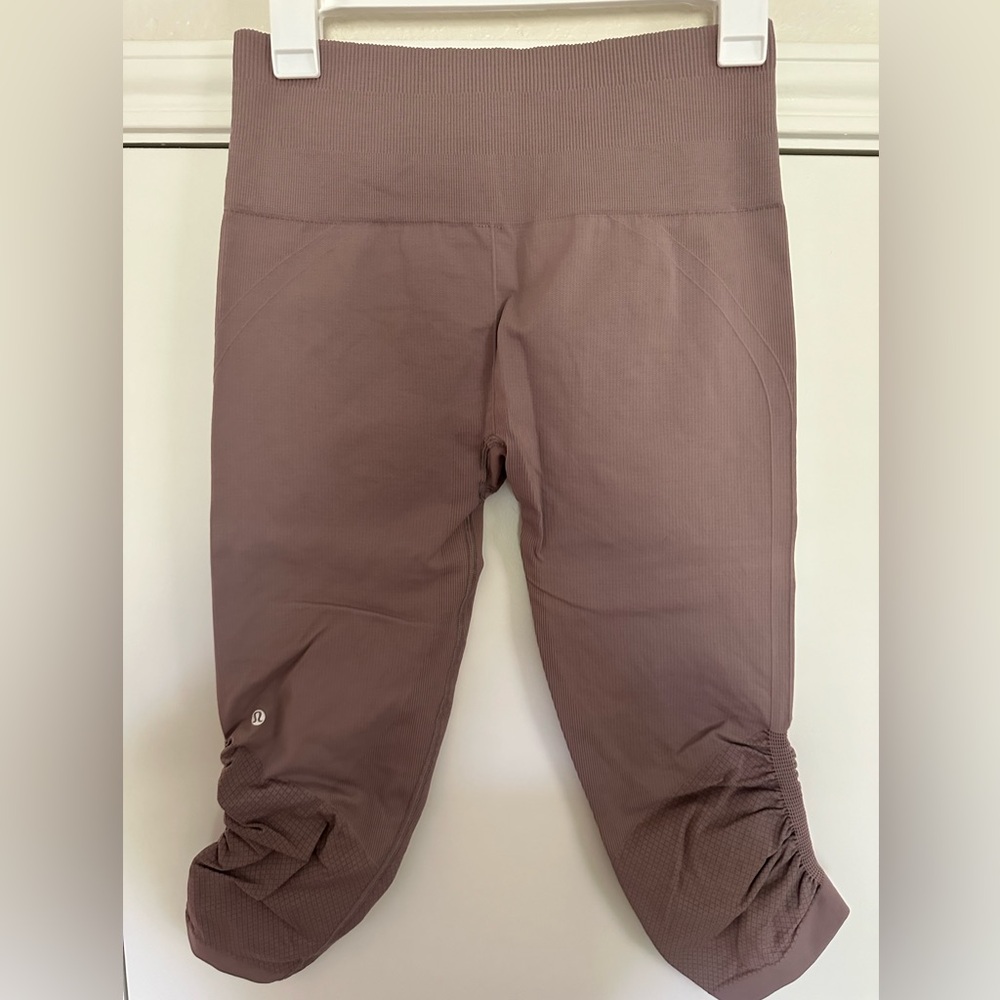Lululemon In The Flow Crop II Size 8